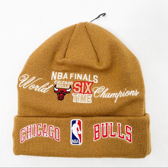 New Era Chicago Bulls 6x Champions NBA Finals Cuffed Knit Hat - Picture 9 of 11